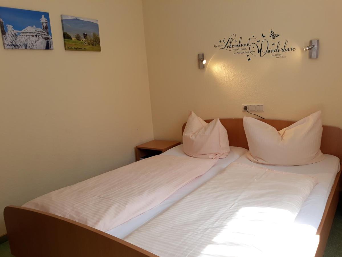 Hotel Vierenstrasse Neudorf  Eksteriør billede