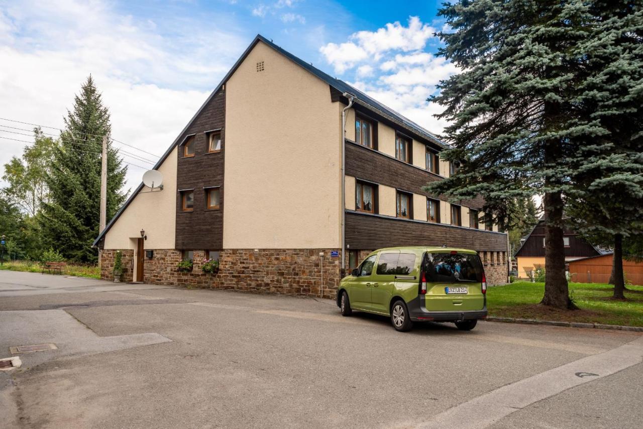 Hotel Vierenstrasse Neudorf  Eksteriør billede