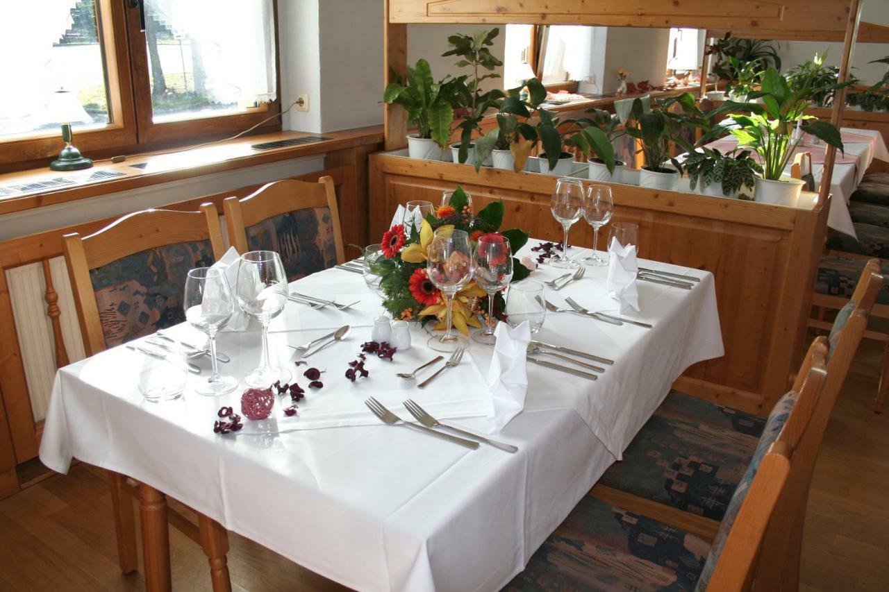 Hotel Vierenstrasse Neudorf  Eksteriør billede