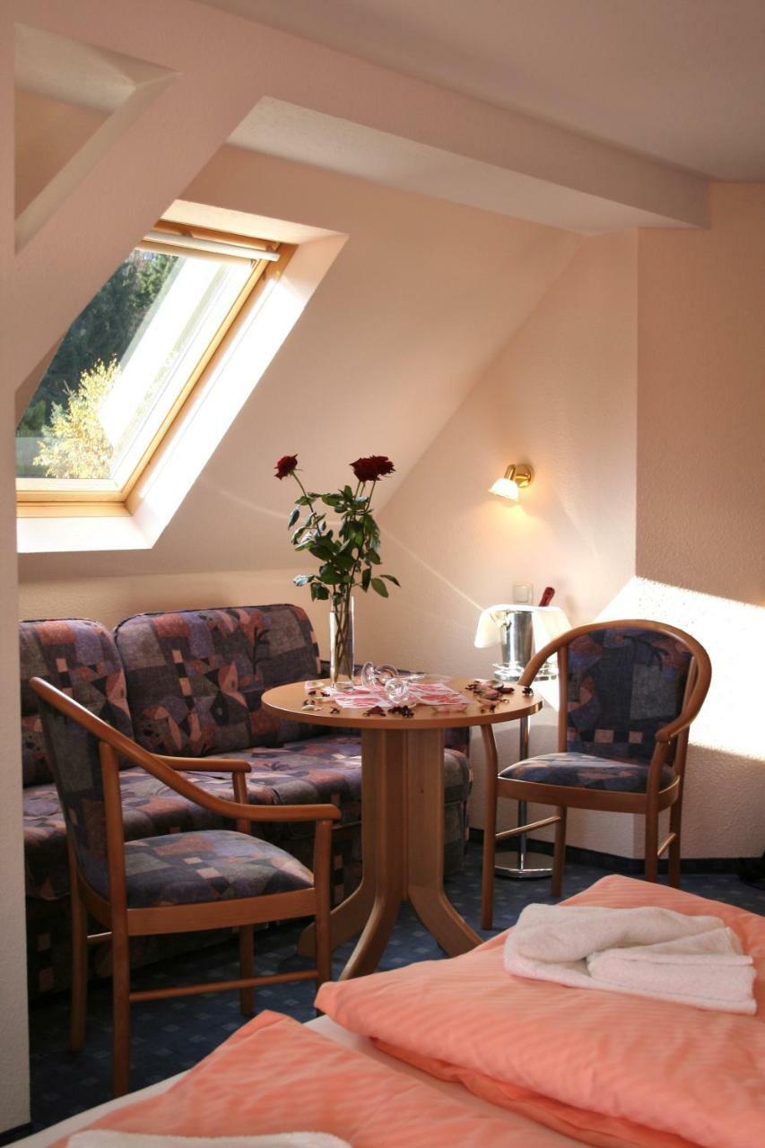 Hotel Vierenstrasse Neudorf  Eksteriør billede