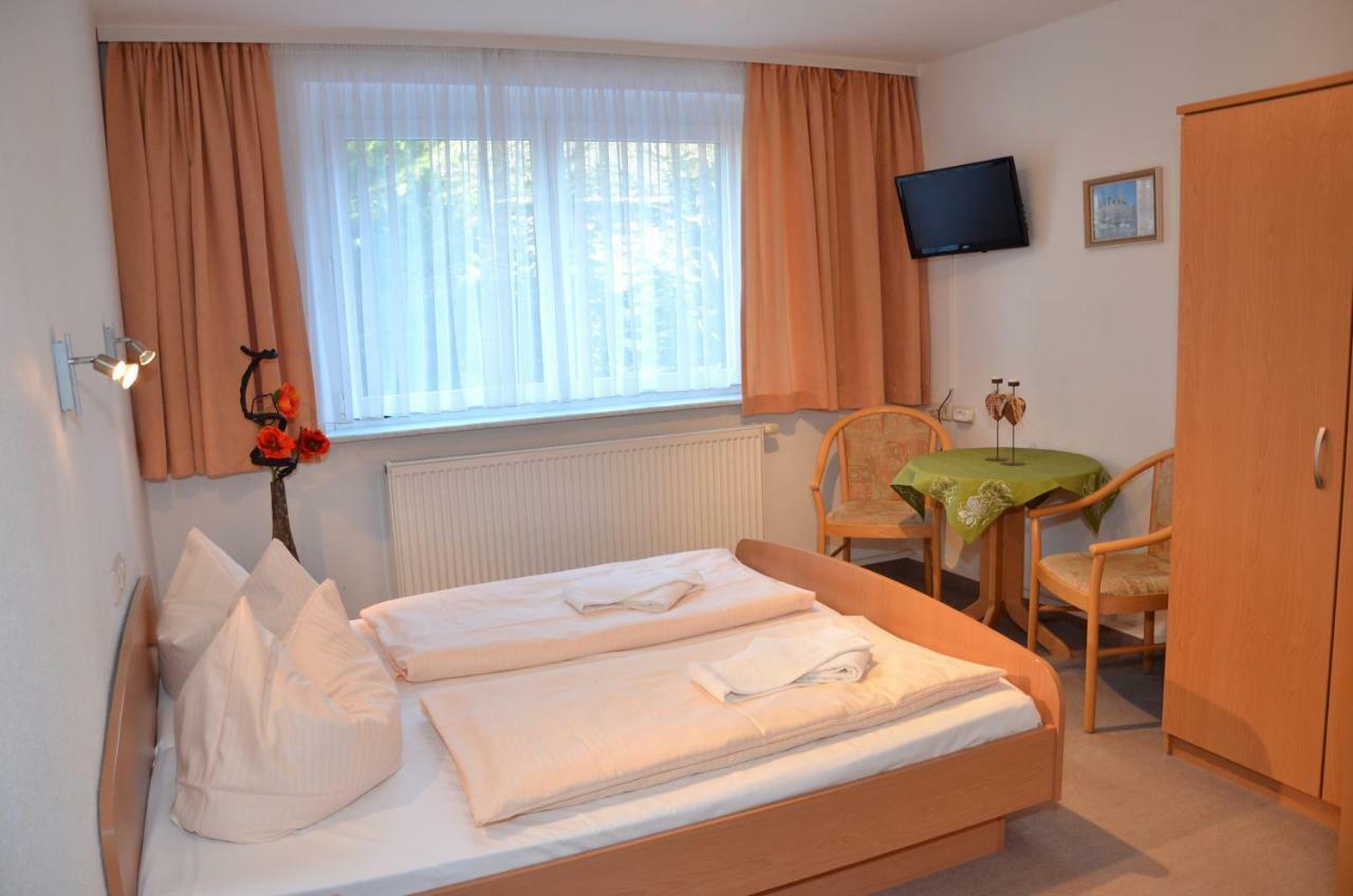 Hotel Vierenstrasse Neudorf  Eksteriør billede