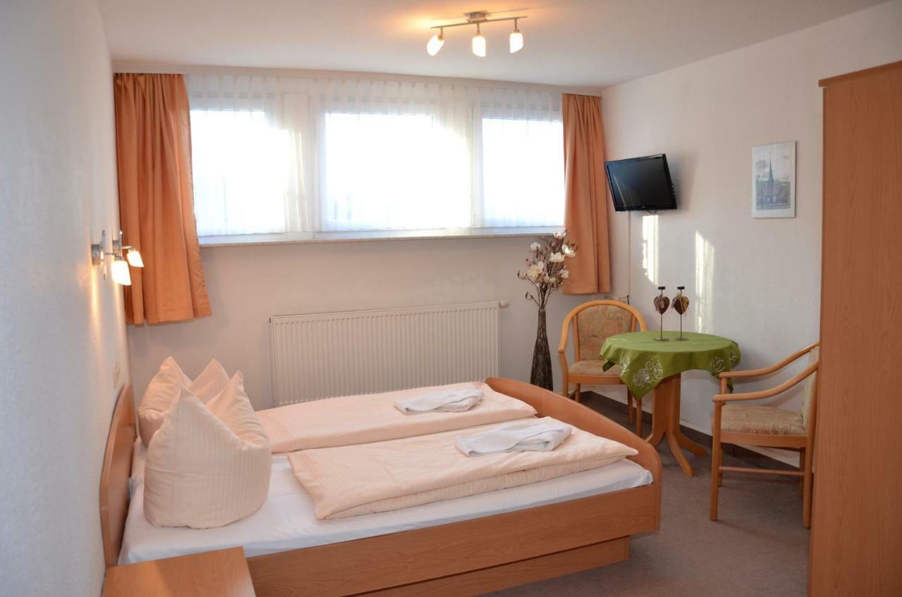 Hotel Vierenstrasse Neudorf  Eksteriør billede